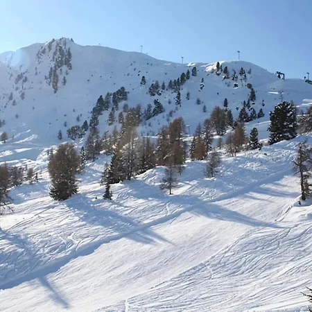 In Les Masses With Sauna *